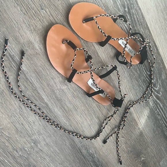 ❌N/A❌ Steve Madden lace up sandals - Picture 6 of 12